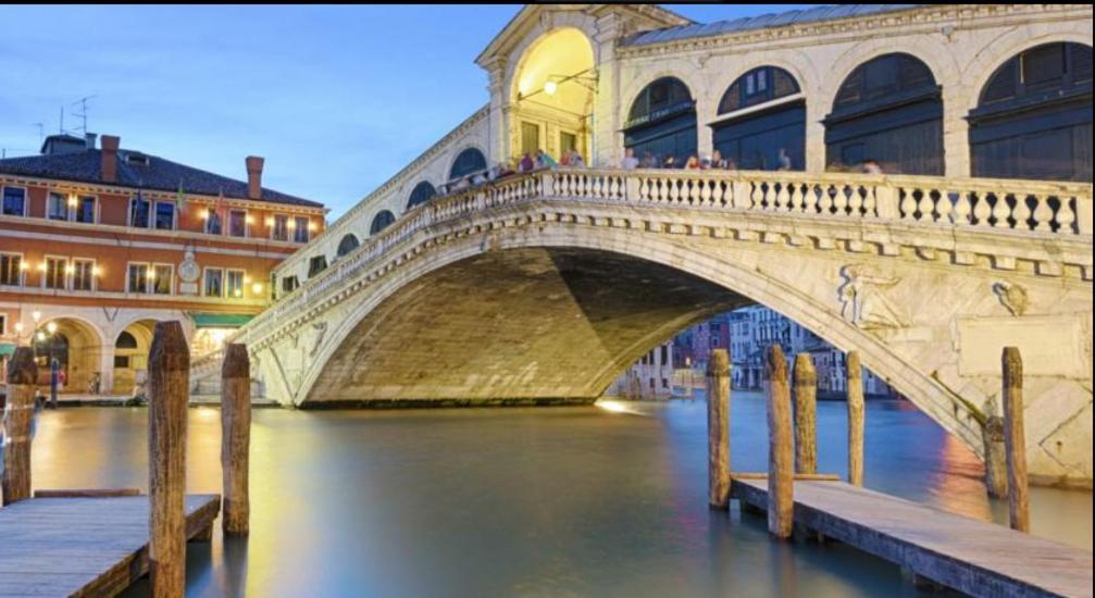 Susy Biennale Apartment - Canal View And Garden Venice Exterior photo